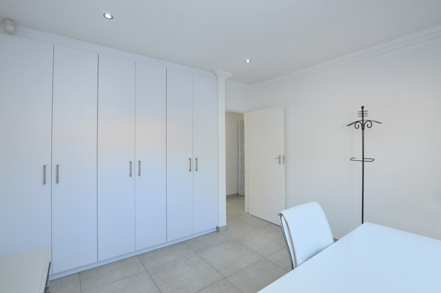3 Bedroom Property for Sale in Everglen Western Cape